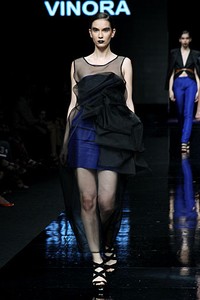 Vinora Dont Ask Me About The Theme, Ask me About The Inspiration. BRI Present LPM Graduates by Fashion Council. Jakarta Fashion Week 2012 at Pacific Place Ground Floor. Jakarta. [Foto: Mohammad Abduh/Wolipop]