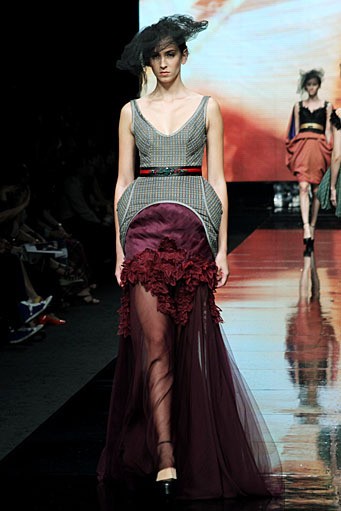 Kursien Karzai Philosophy of Baduy. BRI Present LPM Graduates by Fashion Council. Jakarta Fashion Week 2012 at Pacific Place Ground Floor. Jakarta. [Foto: Mohammad Abduh/Wolipop]