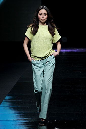 Barli Asmara The Body Shop in Collaboration. Jakarta Fashion Week 2012. Pacific Place. Ground Floor. Jakarta. [Foto: Mohammad Abduh/Wolipop]