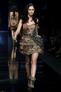 Bethania Agustha Havoc Claire. Lomba Perancang Mode 2011. Jakarta Fashion Week 2012 at Pacific Place Ground Floor. Jakarta. [Foto: Mohammad Abduh/Wolipop]