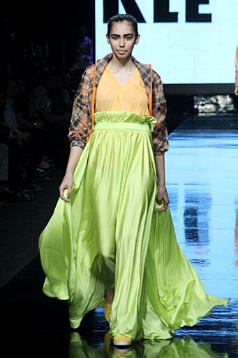 Kleting Titis Wigati for mazda2 Stylish. Jakarta Fashion Week 2012 at Pacific Place Ground Floor. Jakarta. [Foto: Mohammad Abduh/Wolipop]