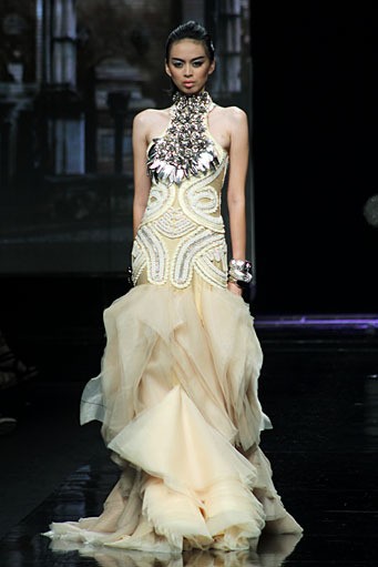 Danny Satriadi for Mazda MX-5 Magnificent. Jakarta Fashion Week 2012 at Pacific Place Ground Floor. Jakarta. [Foto: Mohammad Abduh/Wolipop]