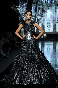 Danny Satriadi for Mazda MX-5 Magnificent. Jakarta Fashion Week 2012 at Pacific Place Ground Floor. Jakarta. [Foto: Mohammad Abduh/Wolipop]