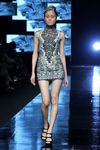 Imelda Kartini Baroque for Mazda8. Jakarta Fashion Week 2012 at Pacific Place Ground Floor. Jakarta. [Foto: Mohammad Abduh/Wolipop]