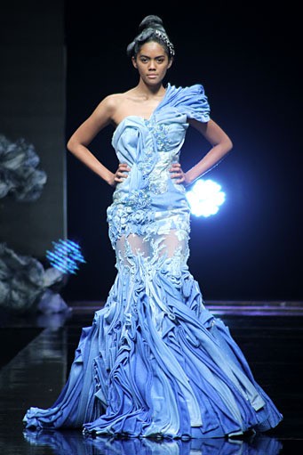 Imelda Kartini Baroque for Mazda8. Jakarta Fashion Week 2012 at Pacific Place Ground Floor. Jakarta. [Foto: Mohammad Abduh/Wolipop]