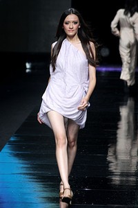 Barli Asmara The Body Shop in Collaboration. Jakarta Fashion Week 2012. Pacific Place. Ground Floor. Jakarta. [Foto: Mohammad Abduh/Wolipop]