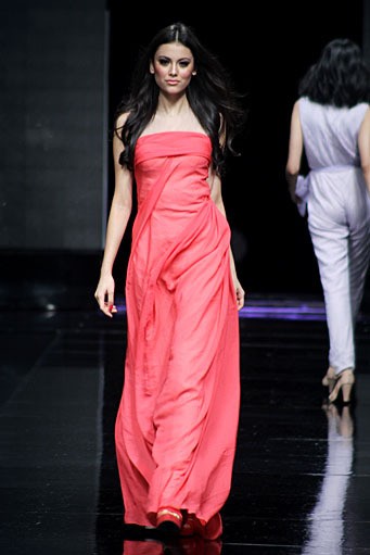 Barli Asmara The Body Shop in Collaboration. Jakarta Fashion Week 2012. Pacific Place. Ground Floor. Jakarta. [Foto: Mohammad Abduh/Wolipop]