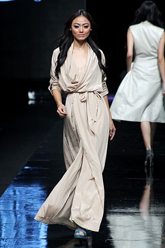 Barli Asmara The Body Shop in Collaboration. Jakarta Fashion Week 2012. Pacific Place. Ground Floor. Jakarta. [Foto: Mohammad Abduh/Wolipop]