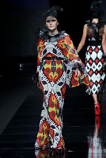 Sebastian Gunawan Dewi Fashion Knight. Jakarta Fashion Week 2012 at Pacific Place Ground Floor. Jakarta. [Foto: Mohammad Abduh/Wolipop]