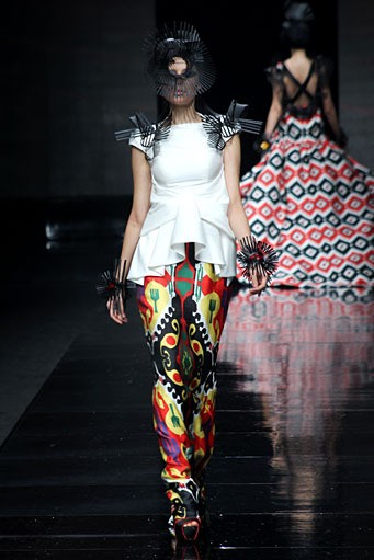 Sebastian Gunawan Dewi Fashion Knight. Jakarta Fashion Week 2012 at Pacific Place Ground Floor. Jakarta. [Foto: Mohammad Abduh/Wolipop]