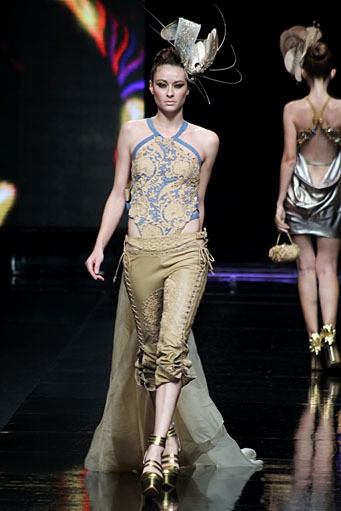 Sally Koeswanto Love, Passion & Lust. Dewi Fashion Knight. Jakarta Fashion Week 2012 at Pacific Place Ground Floor. Jakarta. [Foto: Mohammad Abduh/Wolipop]