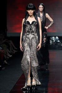 Sapto Djojokartiko Sang Radeng Girah Dewi Fashion Knight. Jakarta Fashion Week 2012 at Pacific Place Ground Floor. Jakarta. [Foto: Mohammad Abduh/Wolipop]