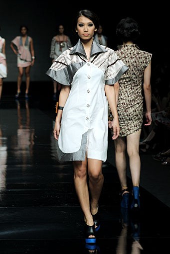 Albert Ferdy Sibarani Office Goddess. Lomba Perancang Mode 2011. Jakarta Fashion Week 2012 at Pacific Place Ground Floor. Jakarta. [Foto: Mohammad Abduh/Wolipop]