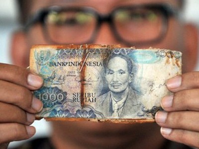 Menanti Rp 1 dengan Harap-harap Cemas