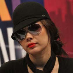Dewi Sandra Menikah Ketiga Kalinya