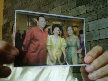 Sambil Pamer Foto, Adang akan Keluarkan Rekaman Keterlibatan Miranda