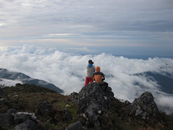 Gunung Jerai Seram Berdiri di Megahnya Puncak Tertinggi di Maluku Gunung Jerai Seram Berdiri di Megahnya Puncak Tertinggi di Maluku