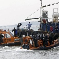 Petugas Patroli Pantai Korsel Tewas Ditikam Nelayan China