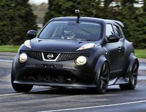 Nissan Tes Juke-R di Silverstone