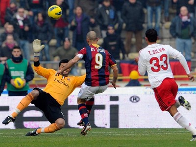 Milan Tertahan