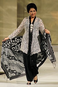 Jakarta, Indonesia - 23 November. Ramli 36 Tahun Berkarya at Ballroom Hotel Shangri-La. 23 November 2011. Jakarta. [Foto: Mohammad Abduh/Wolipop]