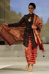 Jakarta, Indonesia - 23 November. Ramli 36 Tahun Berkarya at Ballroom Hotel Shangri-La. 23 November 2011. Jakarta. [Foto: Mohammad Abduh/Wolipop]