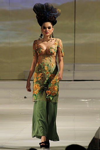 Jakarta, Indonesia - 23 November. Ramli 36 Tahun Berkarya at Ballroom Hotel Shangri-La. 23 November 2011. Jakarta. [Foto: Mohammad Abduh/Wolipop]