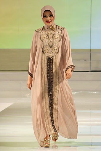 Jakarta, Indonesia - 23 November. Ramli 36 Tahun Berkarya at Ballroom Hotel Shangri-La. 23 November 2011. Jakarta. [Foto: Mohammad Abduh/Wolipop]