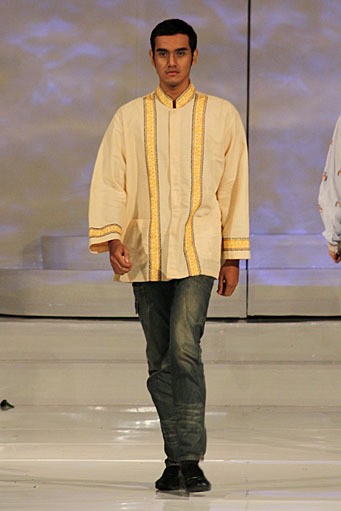 Jakarta, Indonesia - 23 November. Ramli 36 Tahun Berkarya at Ballroom Hotel Shangri-La. 23 November 2011. Jakarta. [Foto: Mohammad Abduh/Wolipop]