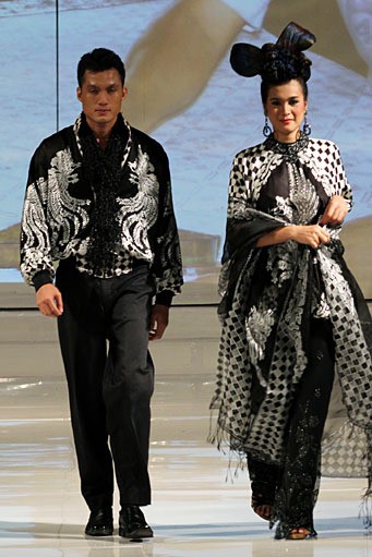 Jakarta, Indonesia - 23 November. Ramli 36 Tahun Berkarya at Ballroom Hotel Shangri-La. 23 November 2011. Jakarta. [Foto: Mohammad Abduh/Wolipop]