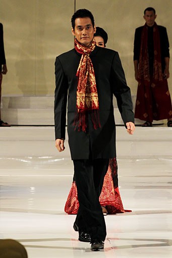 Jakarta, Indonesia - 23 November. Ramli 36 Tahun Berkarya at Ballroom Hotel Shangri-La. 23 November 2011. Jakarta. [Foto: Mohammad Abduh/Wolipop]