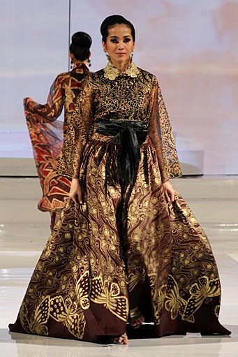 Jakarta, Indonesia - 23 November. Ramli 36 Tahun Berkarya at Ballroom Hotel Shangri-La. 23 November 2011. Jakarta. [Foto: Mohammad Abduh/Wolipop]