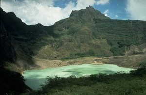 WISATA GUNUNG KELUD