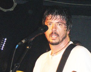 Foo Fighters Akan Menulis Materi Album Baru di 2012