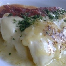 Piombino E Canneloni , Sensasi Santap Pasta Gulung 