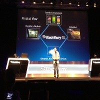 Menanti Sihir BlackBerry 10 