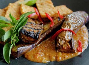 Resep Tempe: Tempe Terung Sambal Kacang