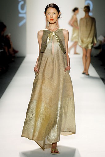 Shamask by Ronaldus Shamask, Spring/Summer 2012. New York Fashion Week 2012. [Photo by Randy Brooke/Getty Images for Mercedes-Benz Fashion Week]