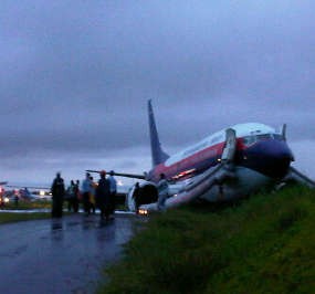 Dua Penumpang Sriwijaya Air Terinjak-injak Penumpang Lain karena Panik