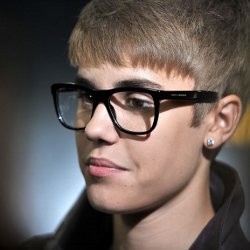 Drake Girang Diajak Duet Justin Bieber