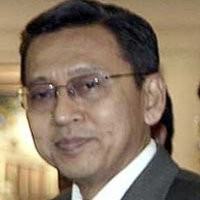 Belajar Dari Krisis, Boediono Minta OJK Waspada Penuh Awasi Perbankan