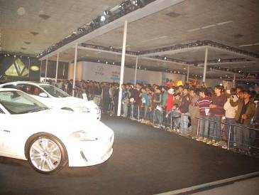 32 Mobil dan 9 Motor Baru Siap Warnai New Delhi