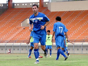 Gaspar ke Australia, Miljan-Abanda Tetap di Indonesia