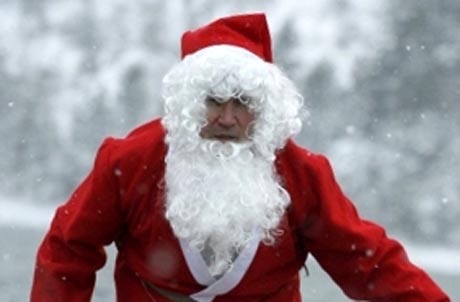 Wah! Santa Claus Sedang Terbang di Atas Finlandia
