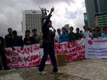 Unjuk Rasa Mahasiswa Bima Bubar, Lalin di HI mulai Mengalir