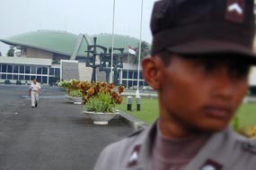 Wow! Anggaran Tugas Pimpinan MPR Tahun 2011 Rp 34 M