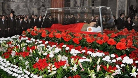 Korut Akan Mobilisasi Ratusan Ribu Warga Untuk Pemakaman Kim Jong-il