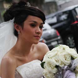 Dara The Virgin Melahirkan Seorang Bayi dalam Sayangku