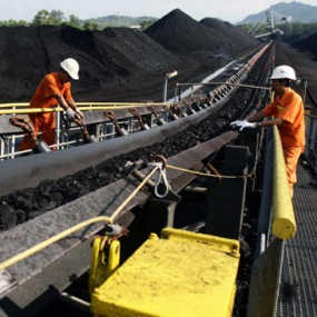 Bapepam Belum Restui CKRA Rambah Bisnis Tambang