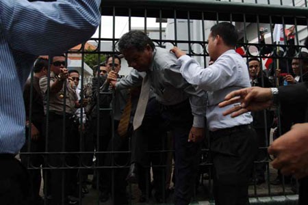 Copot Kepala Pengadilan Tinggi Maluku, MA Dinilai Sewenang-wenang